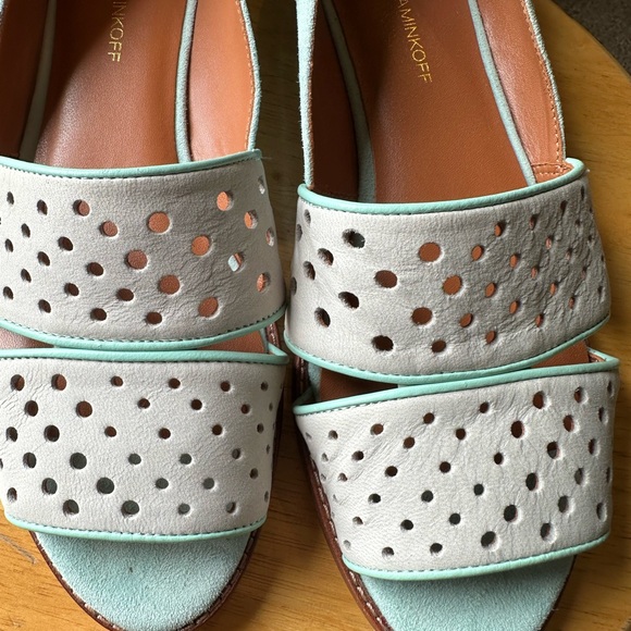 Rebecca Minkoff Open Toe White and Mint Leather Flats spring Shoe - Picture 5 of 8